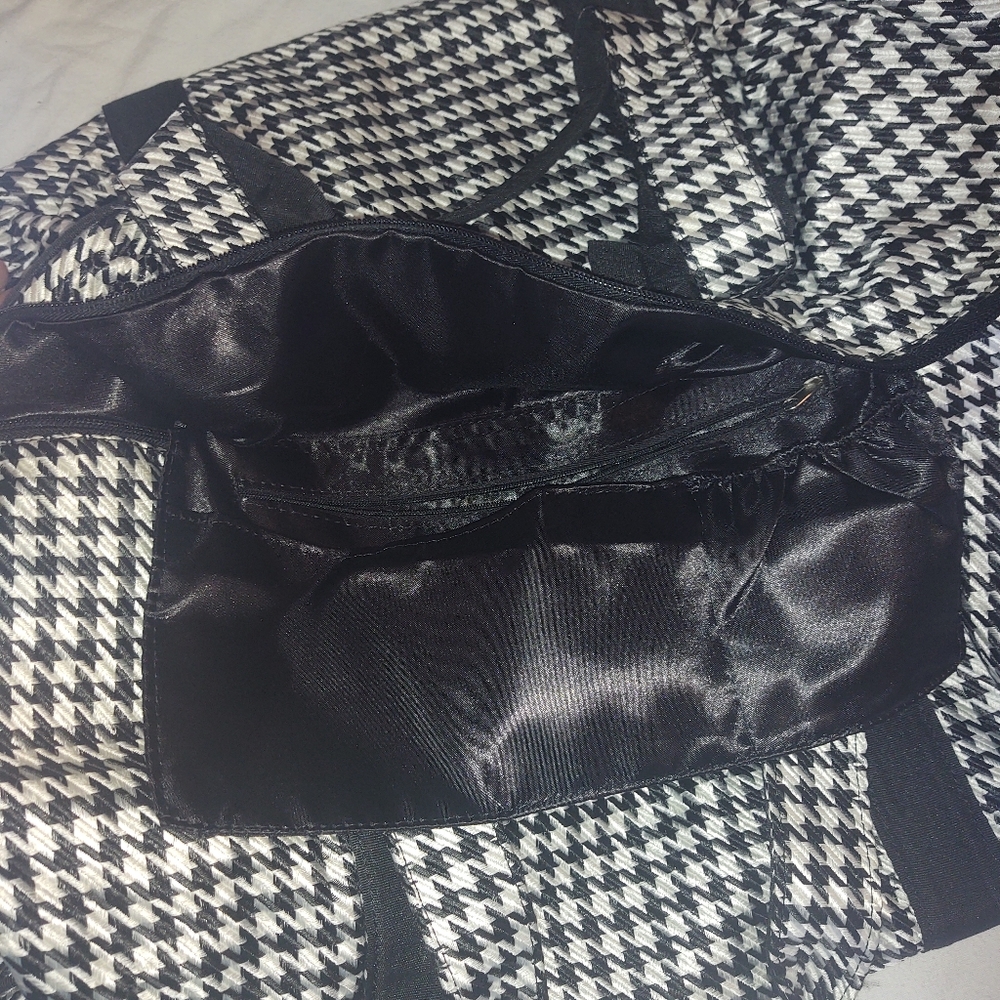 Houndstooth Extra Large Duffle Bag - image 3